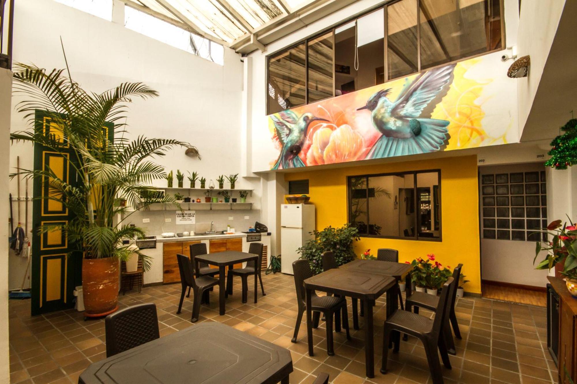 Hostal De La 57 Manizales Buitenkant foto