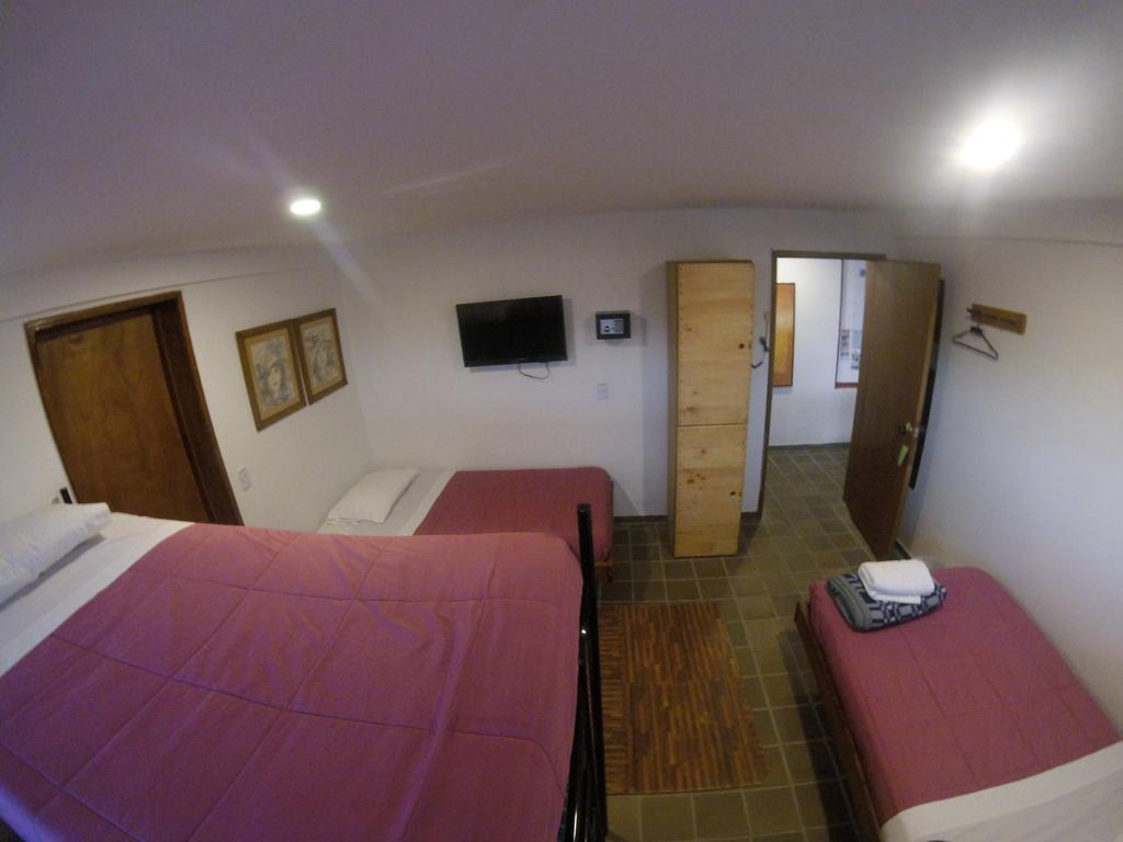Hostal De La 57 Manizales Buitenkant foto